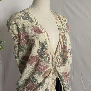Vintage Floral Knit Sweater Vest by United States Sweaters – Size L